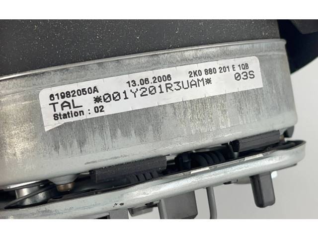 Подушка безопасности водителя 2K0880201E Volkswagen Caddy