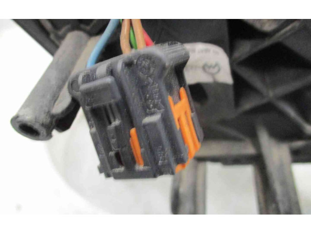 Зеркало электрическое Citroen Xsara Picasso - года