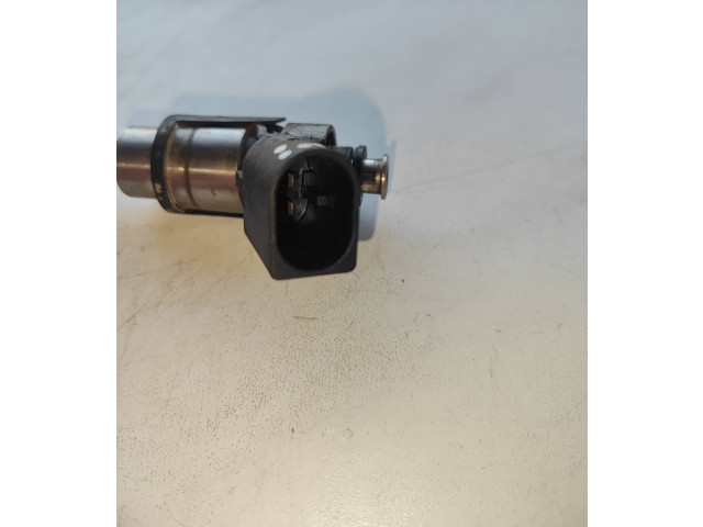 Форсунка 06D133036D Audi A3 S3 8P