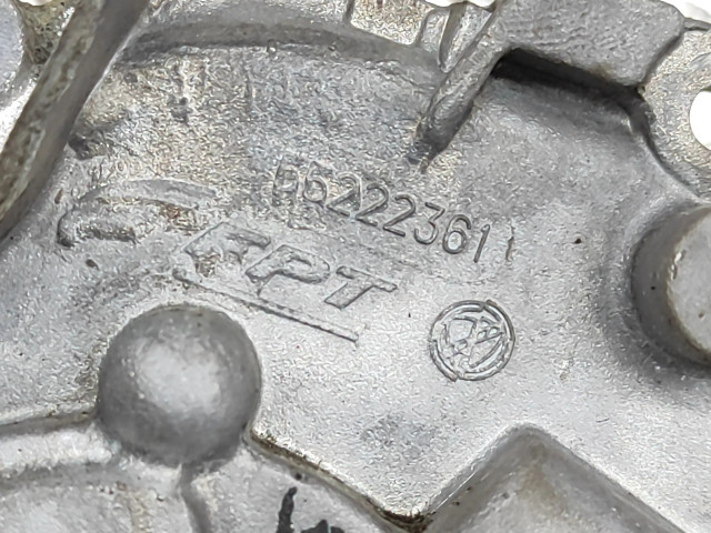 Масляный насос 940 A2.000 5222361 Alfa Romeo Giulietta 1.4