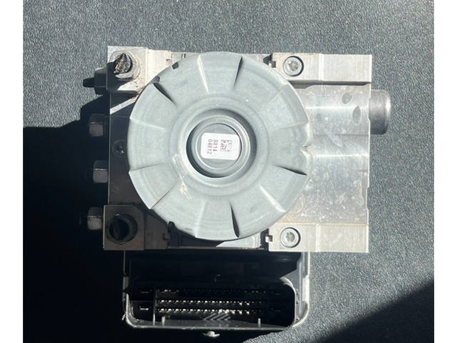 Блок управления АБС P68438453AD, 25022014984 Dodge RAM