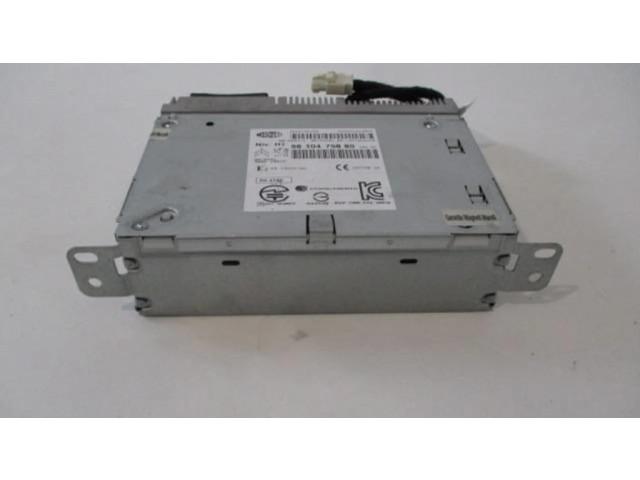 Радио/ проигрыватель CD/DVD / навигация