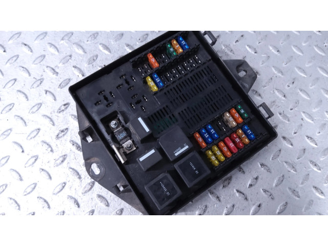 Блок предохранителей AW9314A073CD, C2D17257 Jaguar XJ X351