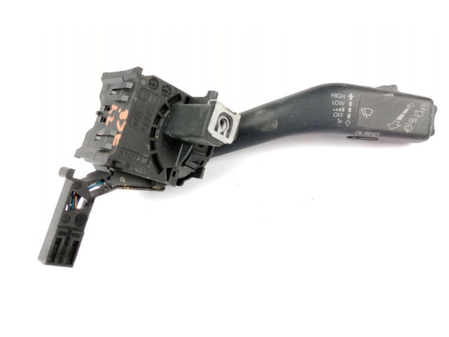 Ручка стеклоочистителей 1K0953519J Volkswagen Caddy