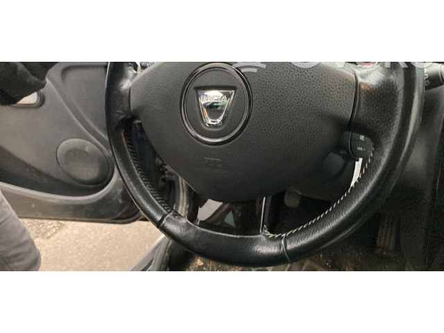 Руль Dacia Duster  2010 - 2017 года 484305163R      