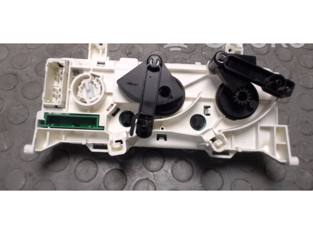 Блок управления климат-контролем 7701047549, 8200147180   Renault Clio II