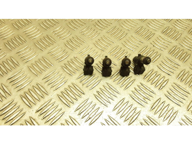 Комплект форсунок 8200292590, H82292589    Dacia Sandero для бензинового двигателя D4F732 1.2