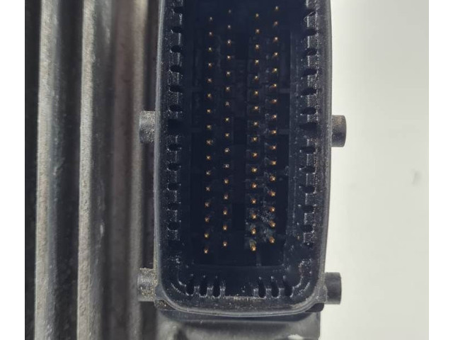 Блок управления двигателя 8972272257   Opel Combo C