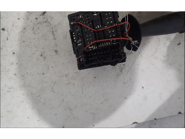 Ручка стеклоочистителей 8201168008 Dacia Logan II