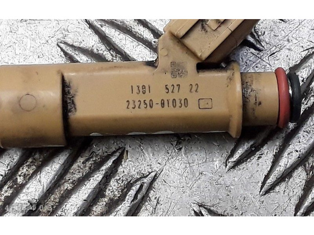 Vstřikovač 232500t030 Toyota Prius (XW30) 2ZR FXE