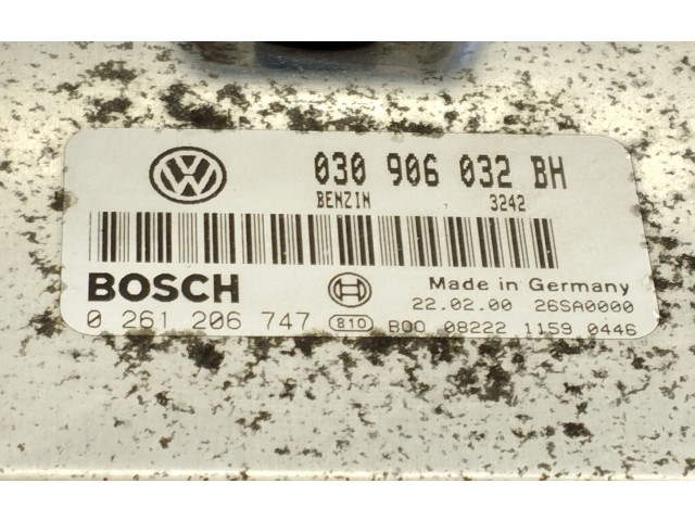 Блок управления двигателя 030906032BH, 0261206747   Volkswagen Lupo