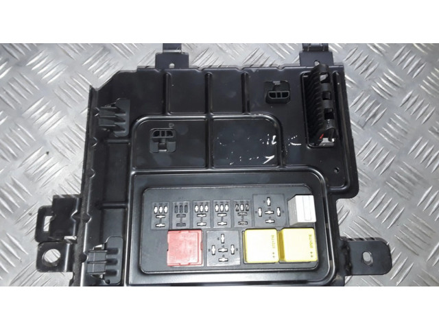 Блок предохранителей 12764436, 519160204 Saab 9-3 Ver2