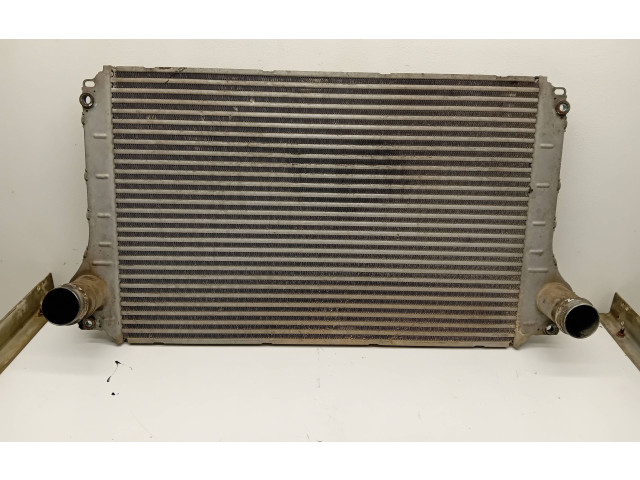 Интеркулер JD1271002220, 0R010 Toyota Corolla Verso AR10