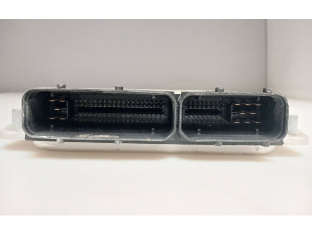 Řídící jednotka 06A906032GN, 26SA8221 Volkswagen New Beetle 2004