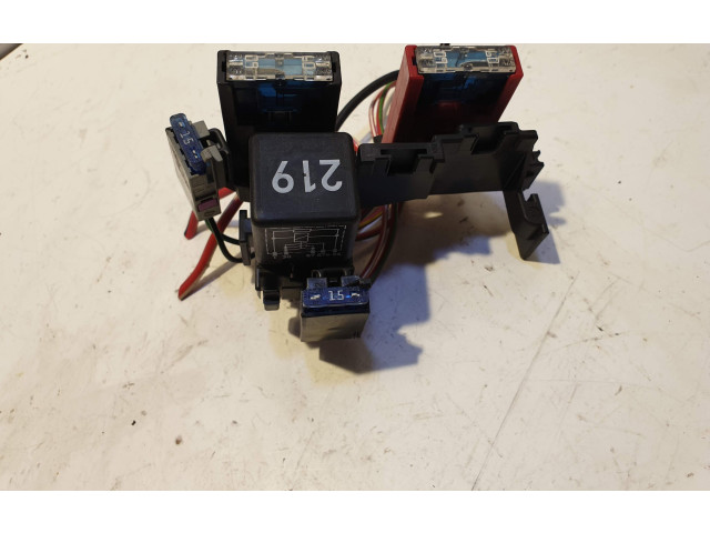 Блок предохранителей 8A0937530, 443951253A   Audi A6 S6 C5 4B    