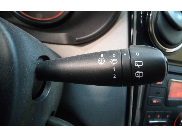 Ручка стеклоочистителей Dacia Lodgy