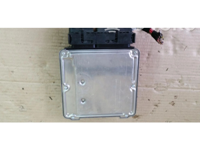 Řídící jednotka VW   Volkswagen Multivan T5 2009