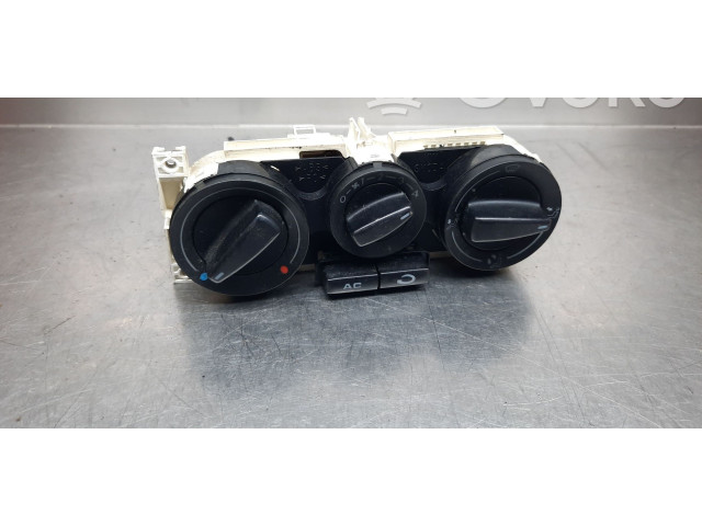 Блок управления климат-контролем Skoda Octavia Mk1 (1U)