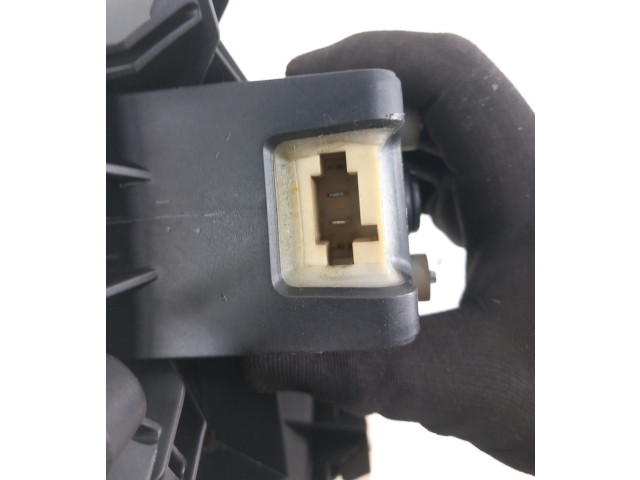 Вентилятор печки    77364956   Fiat Punto Evo