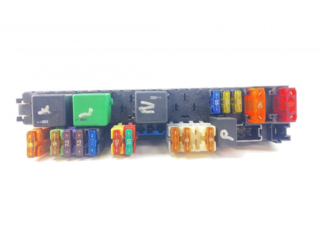 Блок предохранителей  10091518, A2305453932   Mercedes-Benz SL R230    