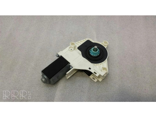 Передний двигатель механизма для подъема окон