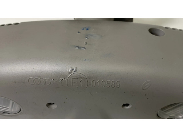 Зеркало заднего вида (в салоне)