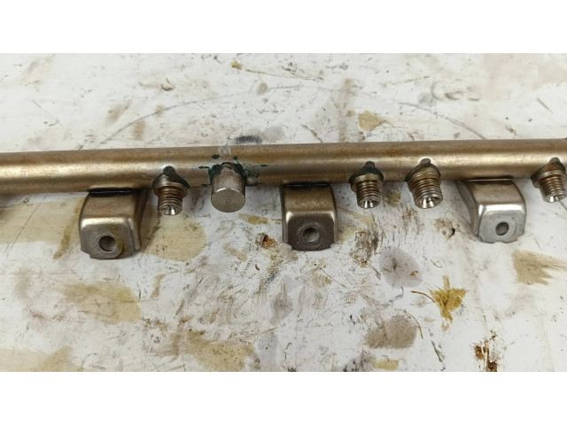 Vstřikovací lišta 7537319   BMW X5 E70  pro benzínový motor 4.4 N63 V8