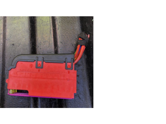 Pojistková skříňka 4F1941824B Audi A4 S4 B9 2016