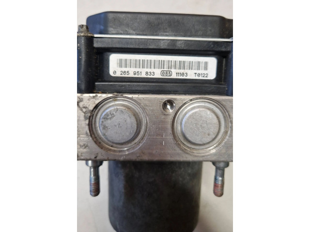 Jednotka ABS 0265951833 Toyota Avensis T270 2012