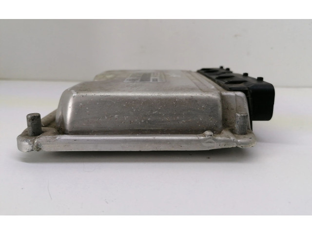 Řídící jednotka 038906019CJ, 0281010302   Volkswagen Bora 2002