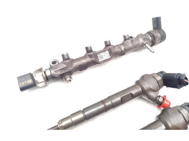 Комплект форсунок 04L130755D, 0445010537 Skoda Octavia Mk3 (5E) CLHA