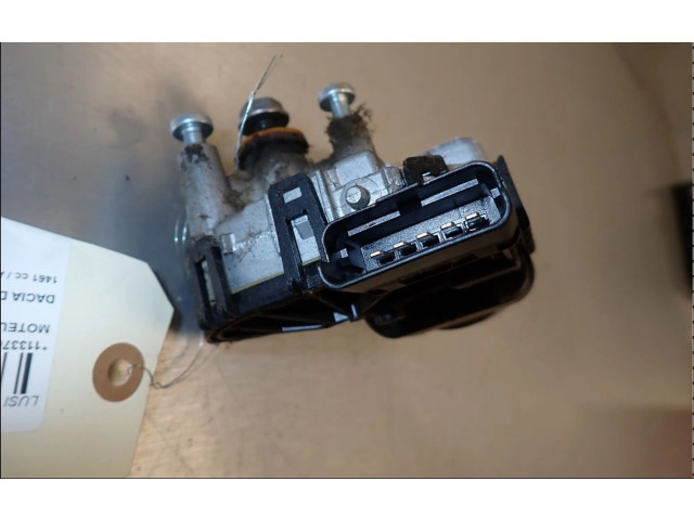 Моторчик дворников 8200619512    Dacia Duster