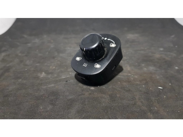 Включатель зеркал