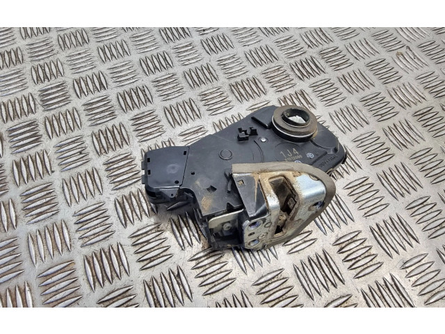 Zámek zadních dveří 61012096 Toyota RAV 4 (XA30) 2007