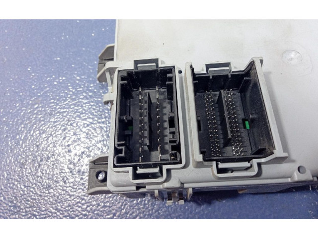 Pojistková skříňka 00518265050, 00518265050 Fiat Punto (199) 2009