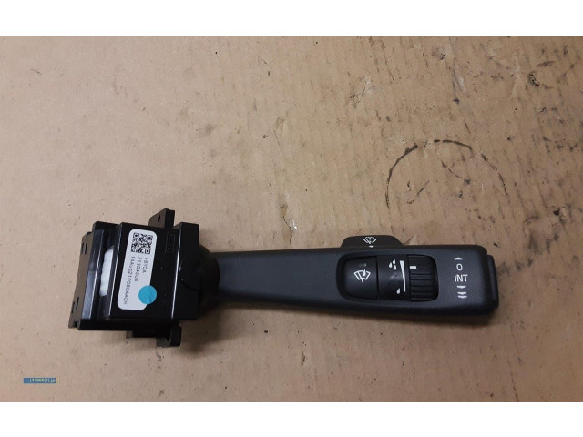 Ручка стеклоочистителей Volvo S60