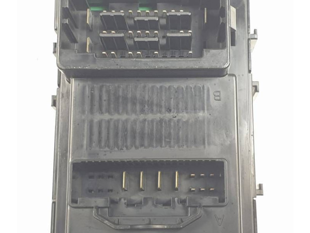 Блок предохранителей BHA5305331 Hyundai i10