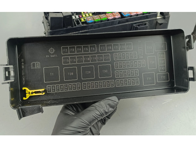 Блок предохранителей 670036452 Maserati Quattroporte