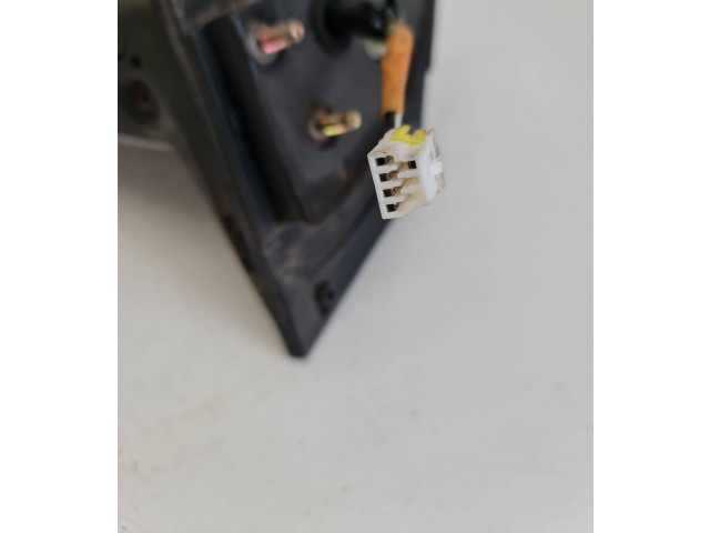 Зеркало электрическое Mitsubishi Lancer 2003 - 2007 года