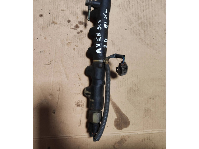 Vstřikovací lišta 8945812010   Toyota Avensis T220     