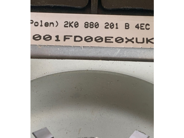 Подушка безопасности водителя 2K0880201B Volkswagen Caddy