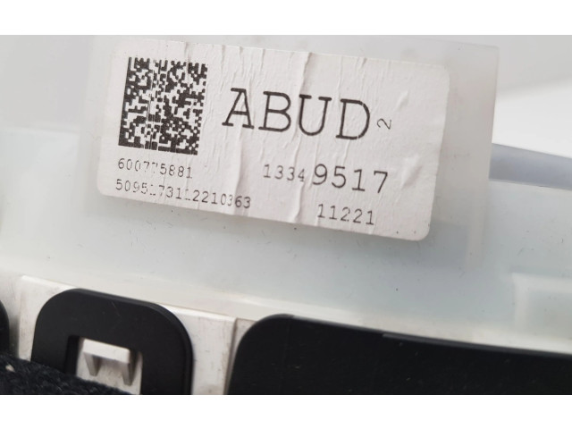 Панель приборов 13349517, 600775881   Opel Meriva B       