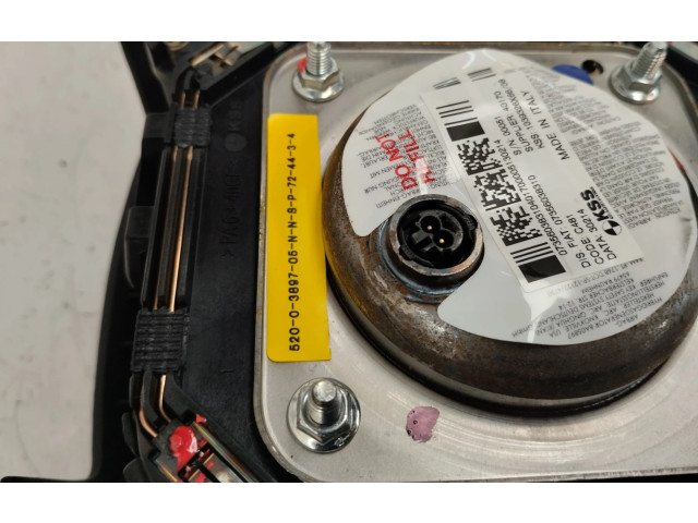 Подушка безопасности водителя 07356038310 Jeep Renegade