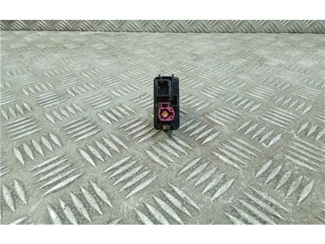 Блок управления 5G0035222F, 5Q0035724 Volkswagen Golf VII