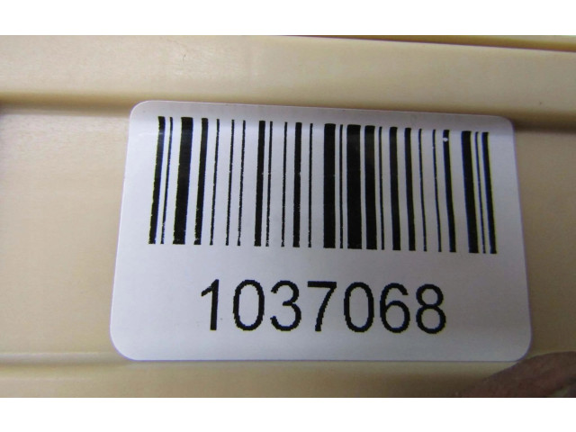 Блок предохранителей  91940J7040   KIA Xceed    