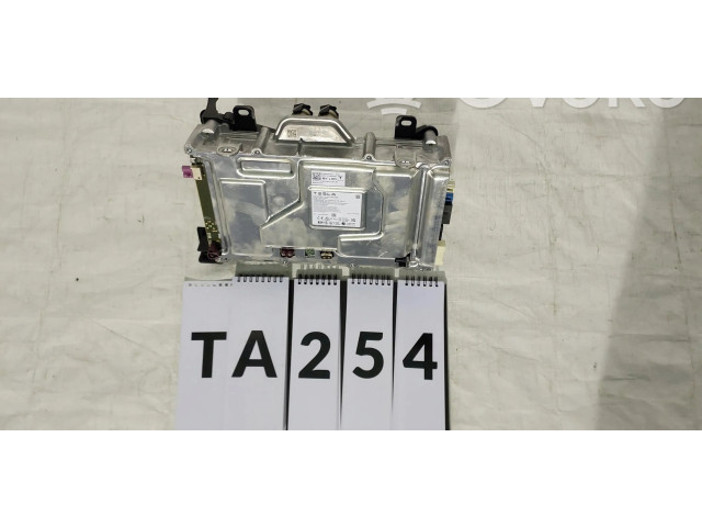 Řídící jednotka 1684435-00-J   Tesla Model 3 2021