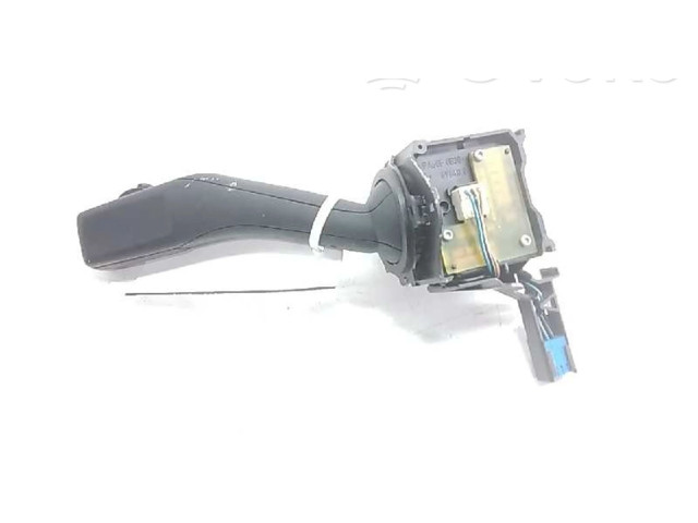 Ручка стеклоочистителей 1K0953519H   Volkswagen Golf SportWagen