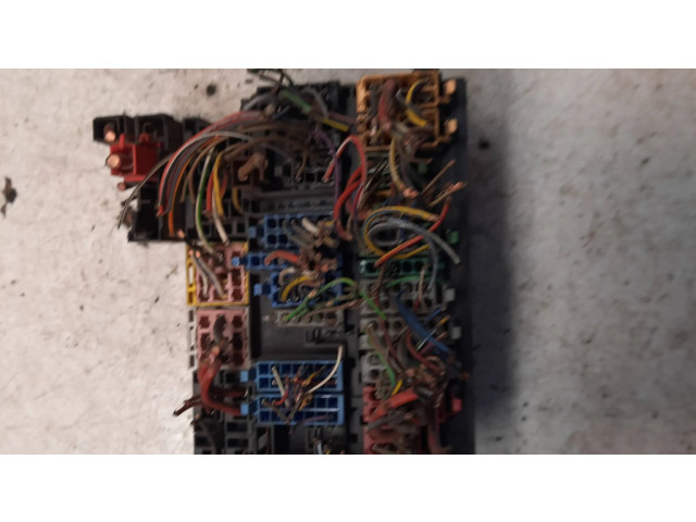 Блок предохранителей 7M0937025D Ford Galaxy