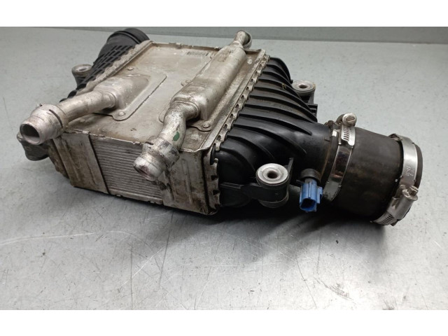 Интеркулер GX736K775AB Jaguar XE