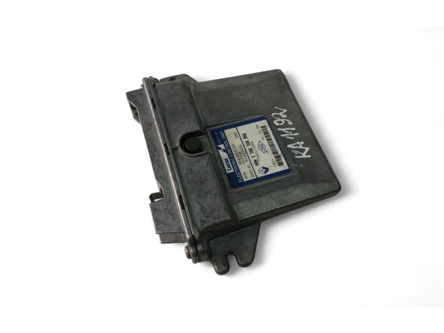 Блок управления двигателем ECU 7700104956   Renault Kangoo I 1999